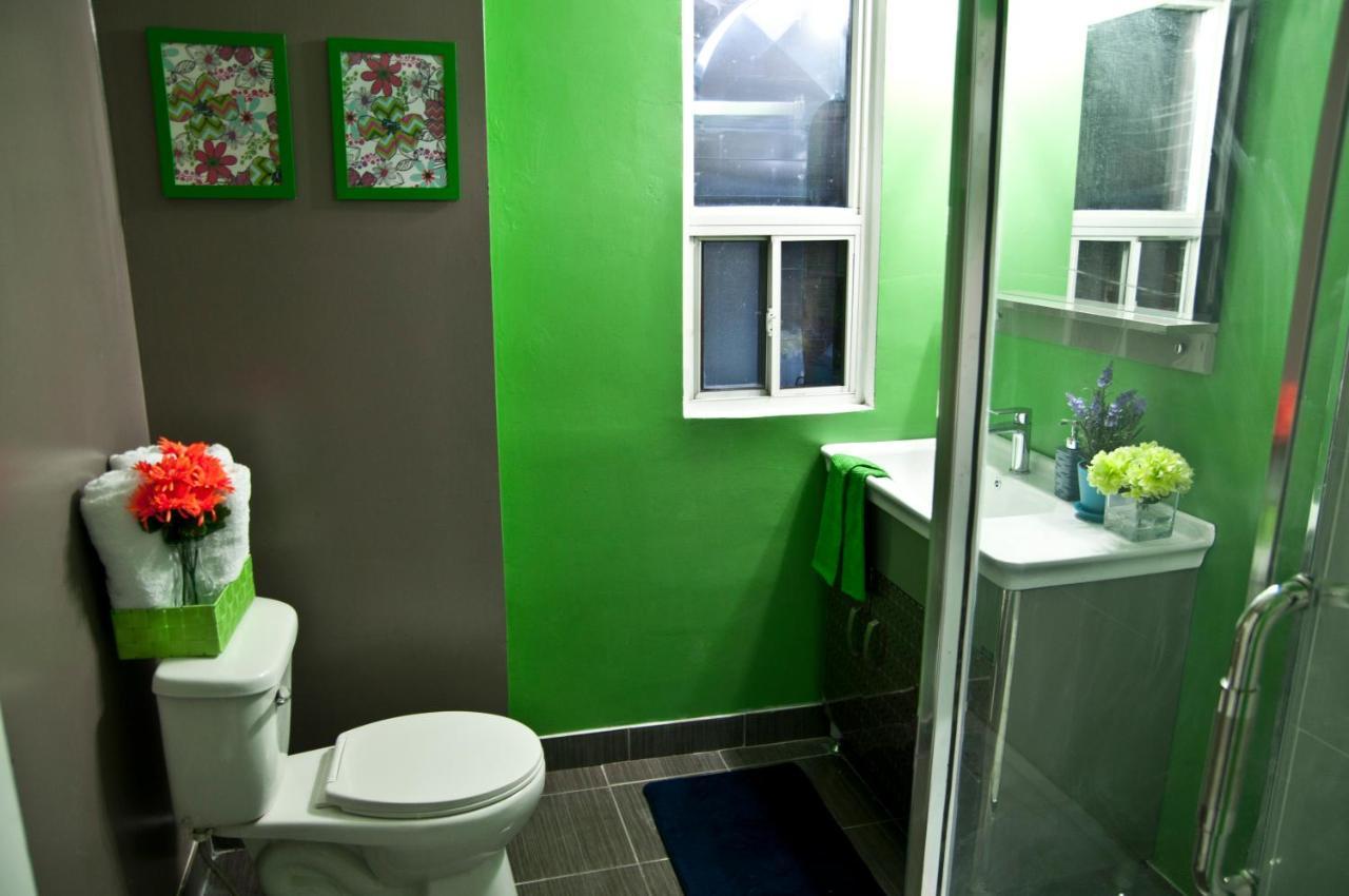 Colour Cube Guest House Toronto Downtown East Buitenkant foto